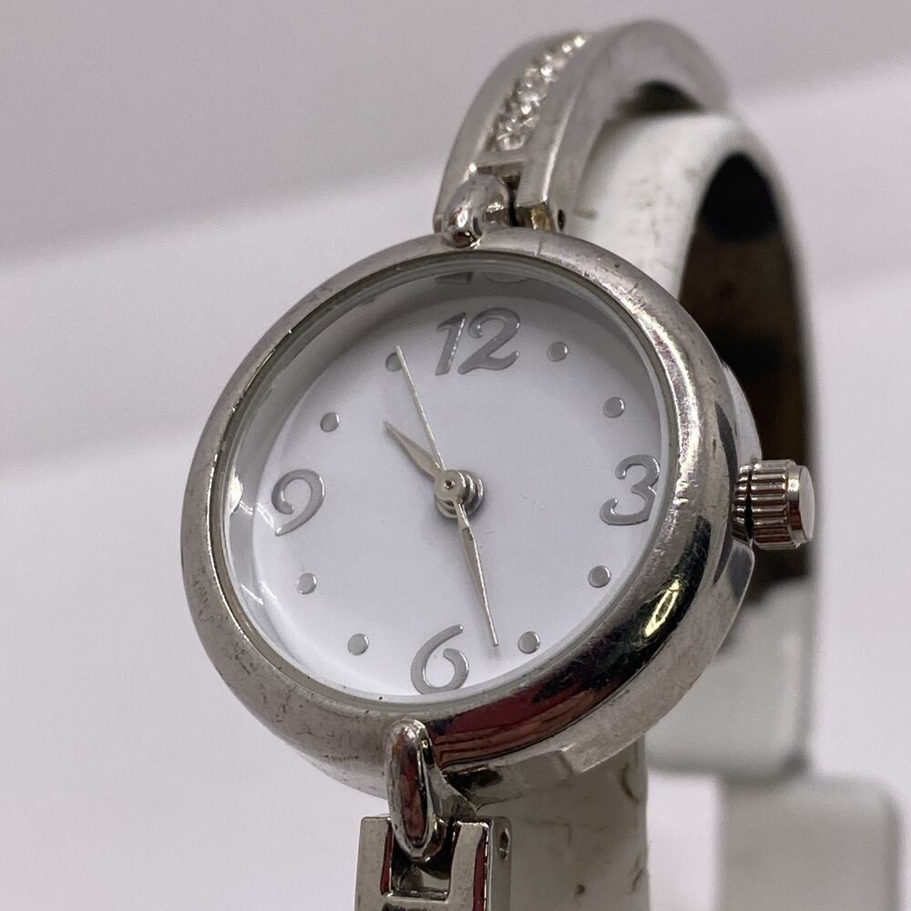 Womens Vintage Silver Tone Watch Works New Battery